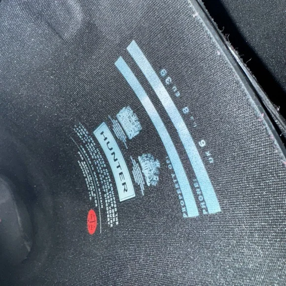 Hunter Classic Black Boots - Picture 4 of 6